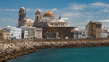 La Fiscalía anuncia el inicio de actuaciones contra los ayuntamientos que permitan construcciones ilegales en Cádiz