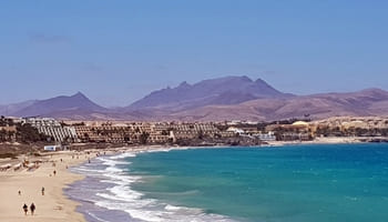 Costas planea los derribos de 137 viviendas en Fuerteventura