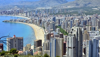 El TSJ de la Comunidad Valenciana ratifica la orden de demolición de los “Gemelos 28” de Benidorm