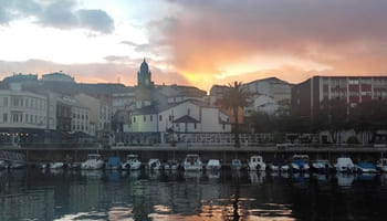 LA APLU intensifica en Foz (Lugo) las órdenes de demolición de casas prefabricadas