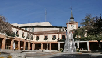Las Rozas (Madrid) facilita el pago del IBI y las licencias urbanísticas a través de internet